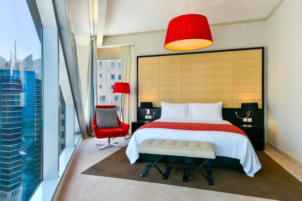 Hotel W Ad Dawhah Esterno foto A bedroom at the hotel