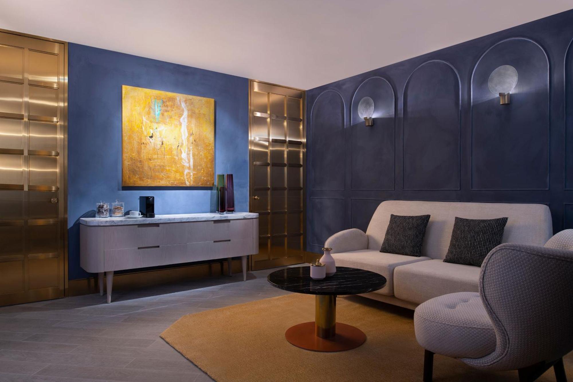 Hotel W Ad Dawhah Esterno foto The interior of a suite at the Mandarin Oriental, Munich
