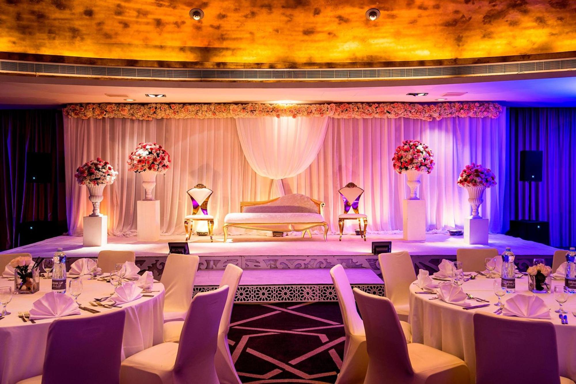 Hotel W Ad Dawhah Esterno foto The ballroom